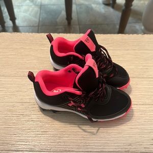 Never worn softball cleats